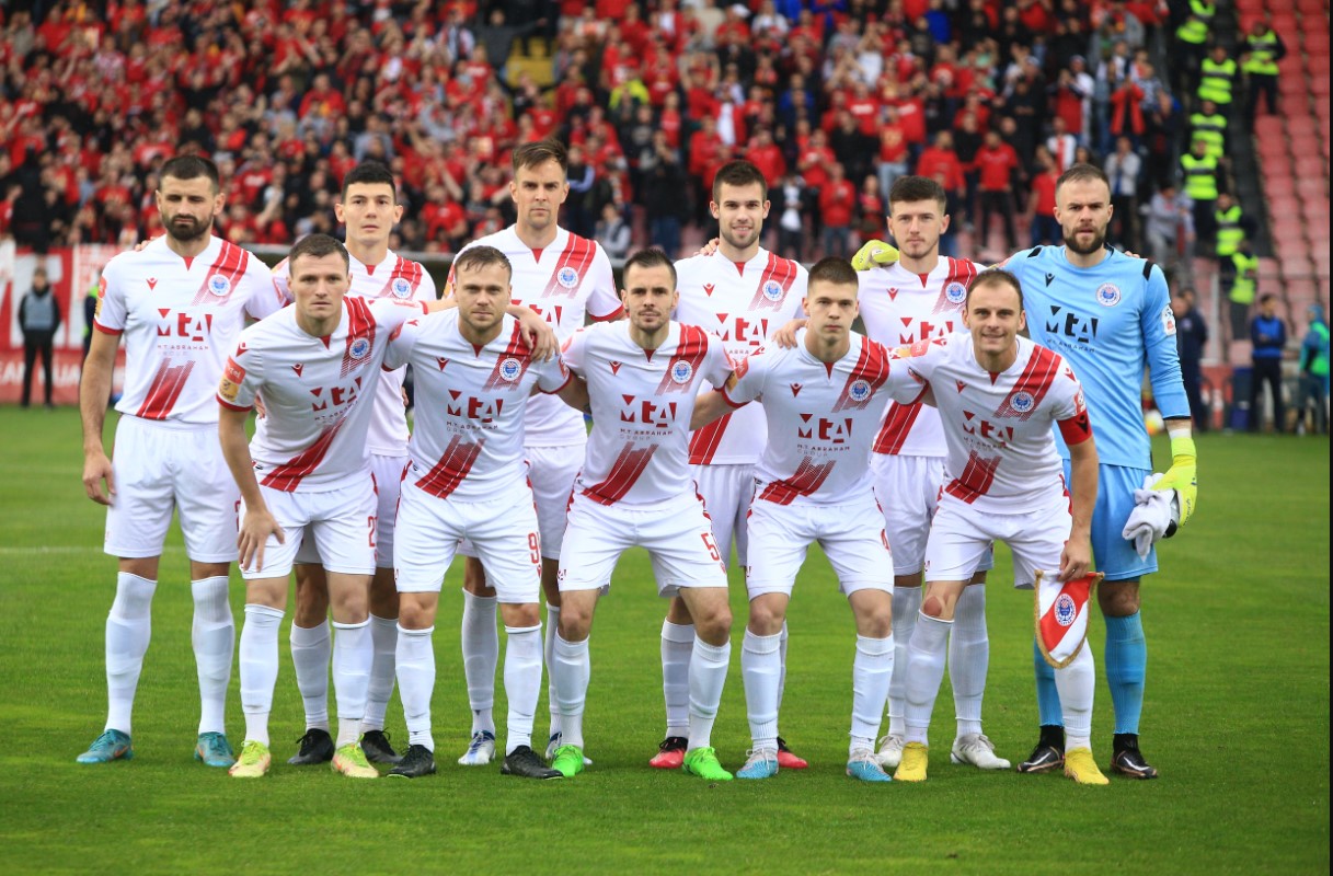 Fudbaleri Zrinjskog pred početak finala Kupa, FOTO: Twitter