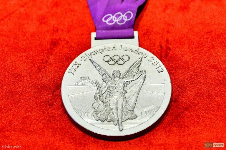 Srebrna medalja koju su crnogorske rukometašice osvojile na Igrama u Londonu