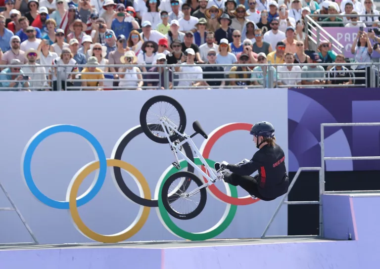 Fantastična fotografija sa BMX takmičenja u Parizu, Foto: Hugo Philpott/NEWSCOM/Pixsell